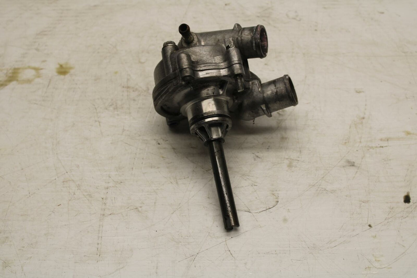 09-11 SUZUKI GSXR1000 ENGINE WATER COOLANT PUMP  17400-47H10 BB284
