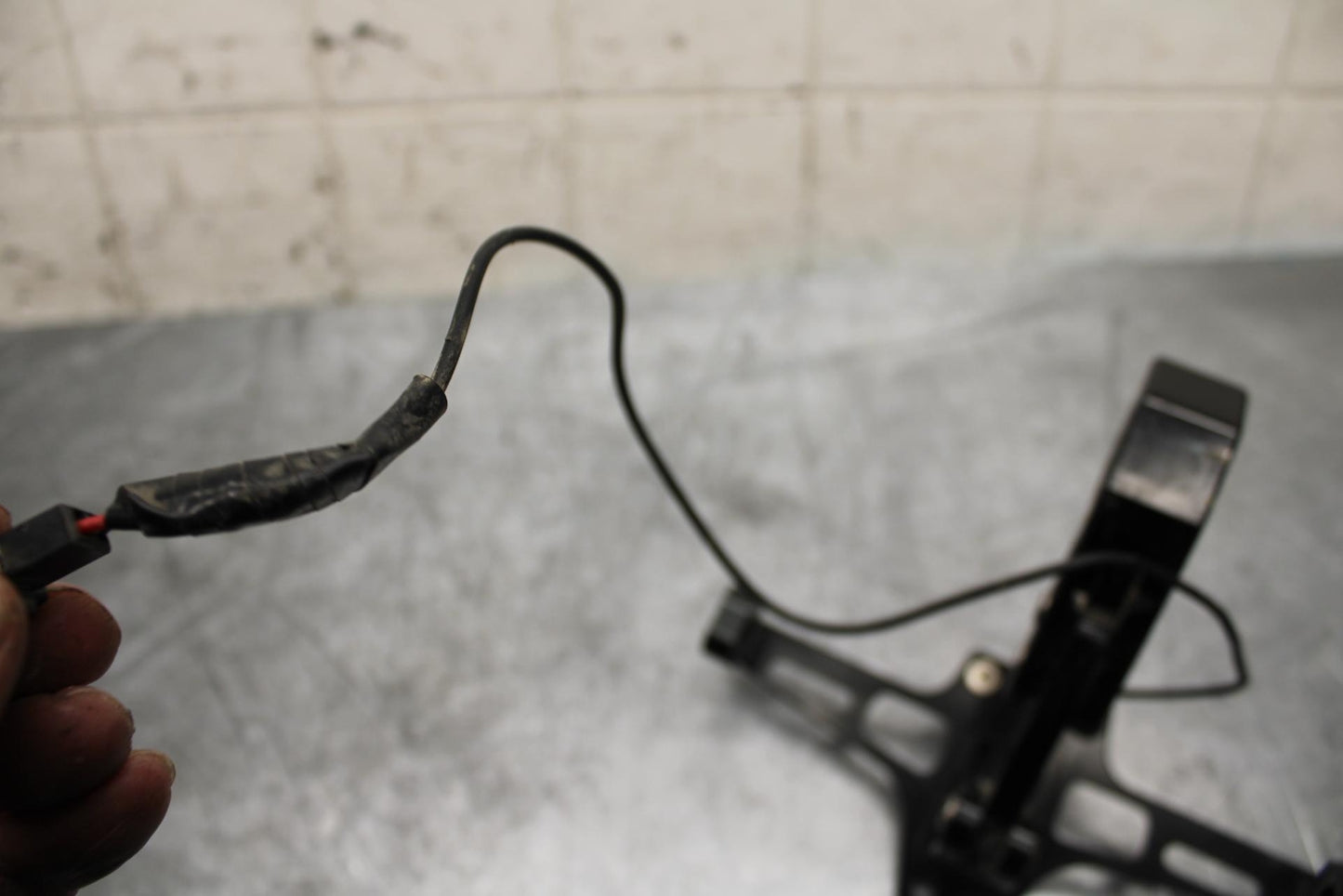 15-17 KAWASAKI EX 650 NINJA ABS FENDER ELIMINATOR LICENSE PLATE BRACKET  BB494