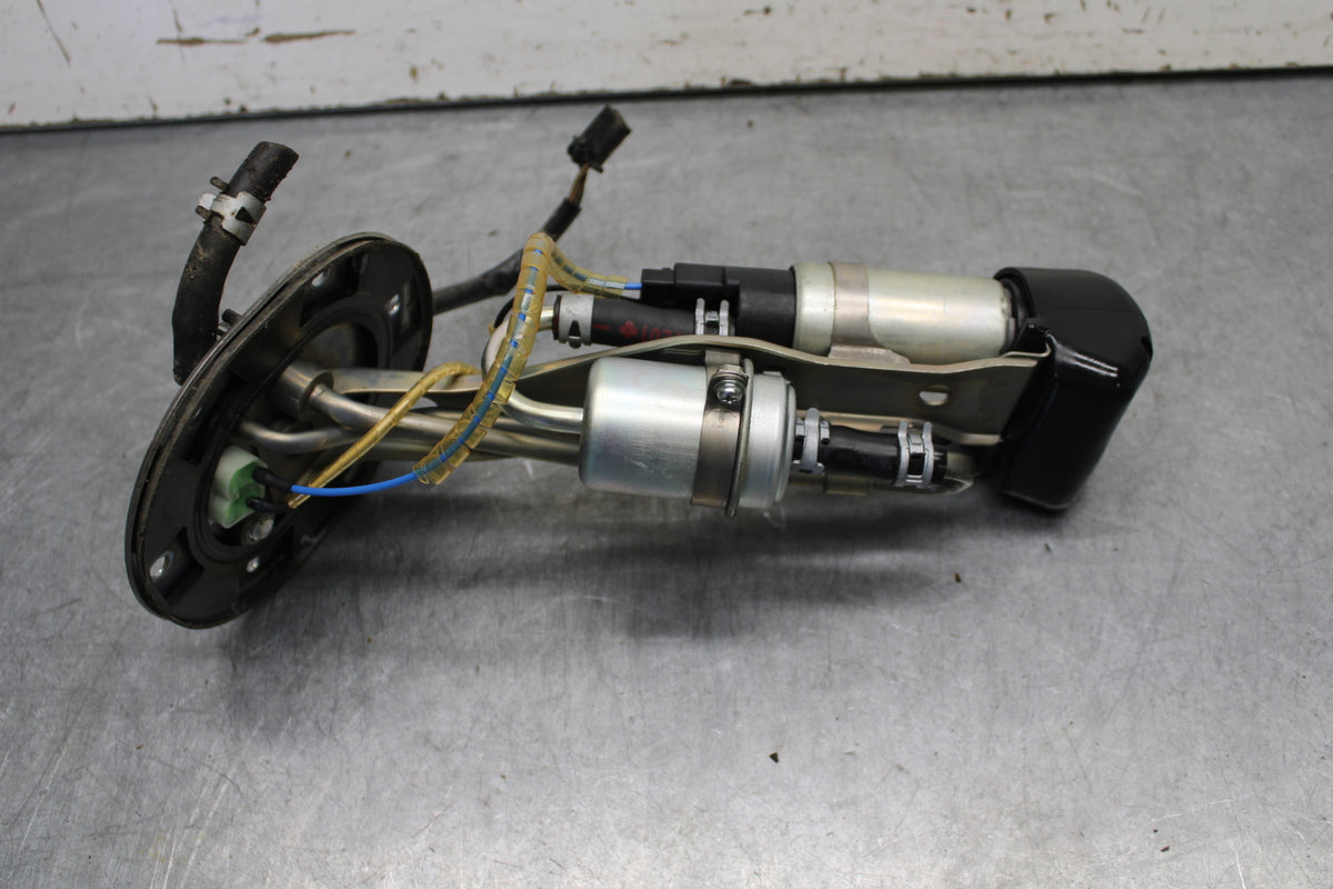 04-12 HONDA ST1300A FUEL GAS PUMP (ITEM B) BB669