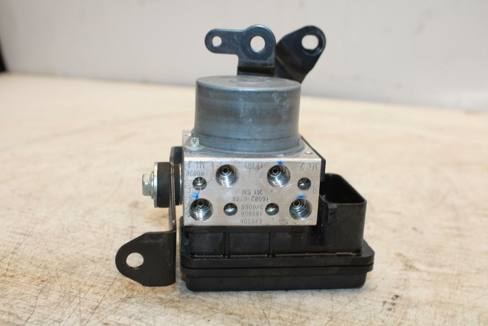 17-20 KAWASAKI NINJA 650 ABS PUMP UNIT MODULE BB364
