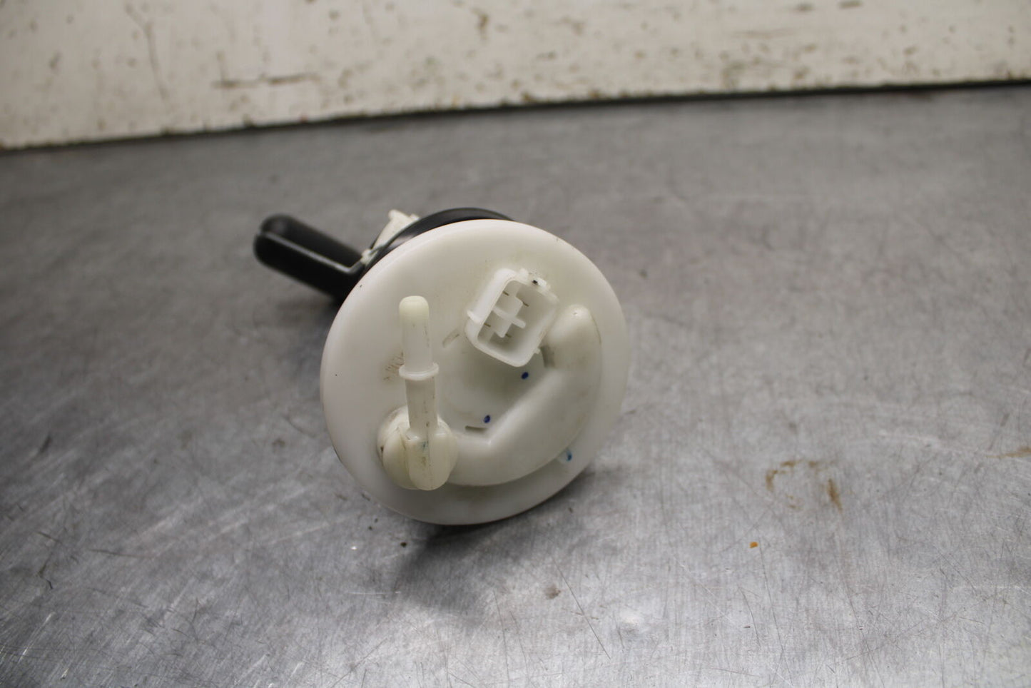 15-17 YAMAHA YZF R3 FUEL PUMP GAS PETROL SENDER UNIT BB111