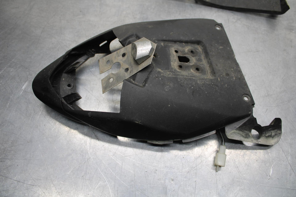 2011 Kawasaki Ninja ZX6R ZX600R LICENSE PLATE LIGHT BB587