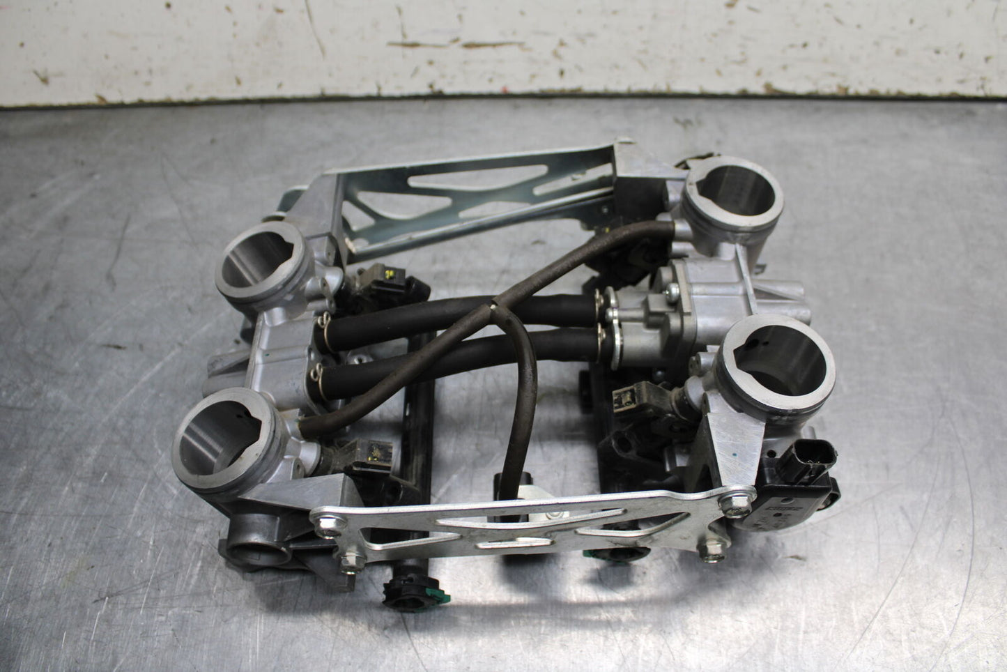 14 HONDA CTX1300A THROTTLE BODY BODIES BB732