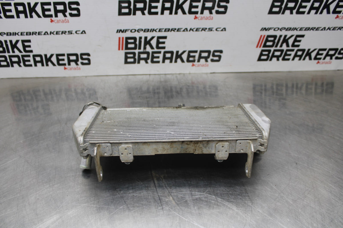 17-18 YAMAHA YZF R3 ENGINE RADIATOR MOTOR COOLER COOLING RADIATER BB788