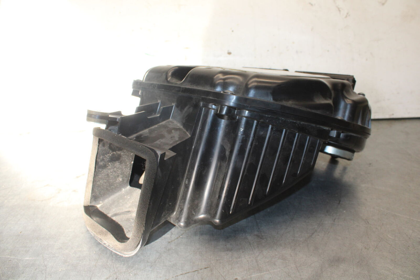 09-12 KAWASAKI NINJA ZX6R AIRBOX AIR INTAKE FILTER BOX 11010-0198 BB698