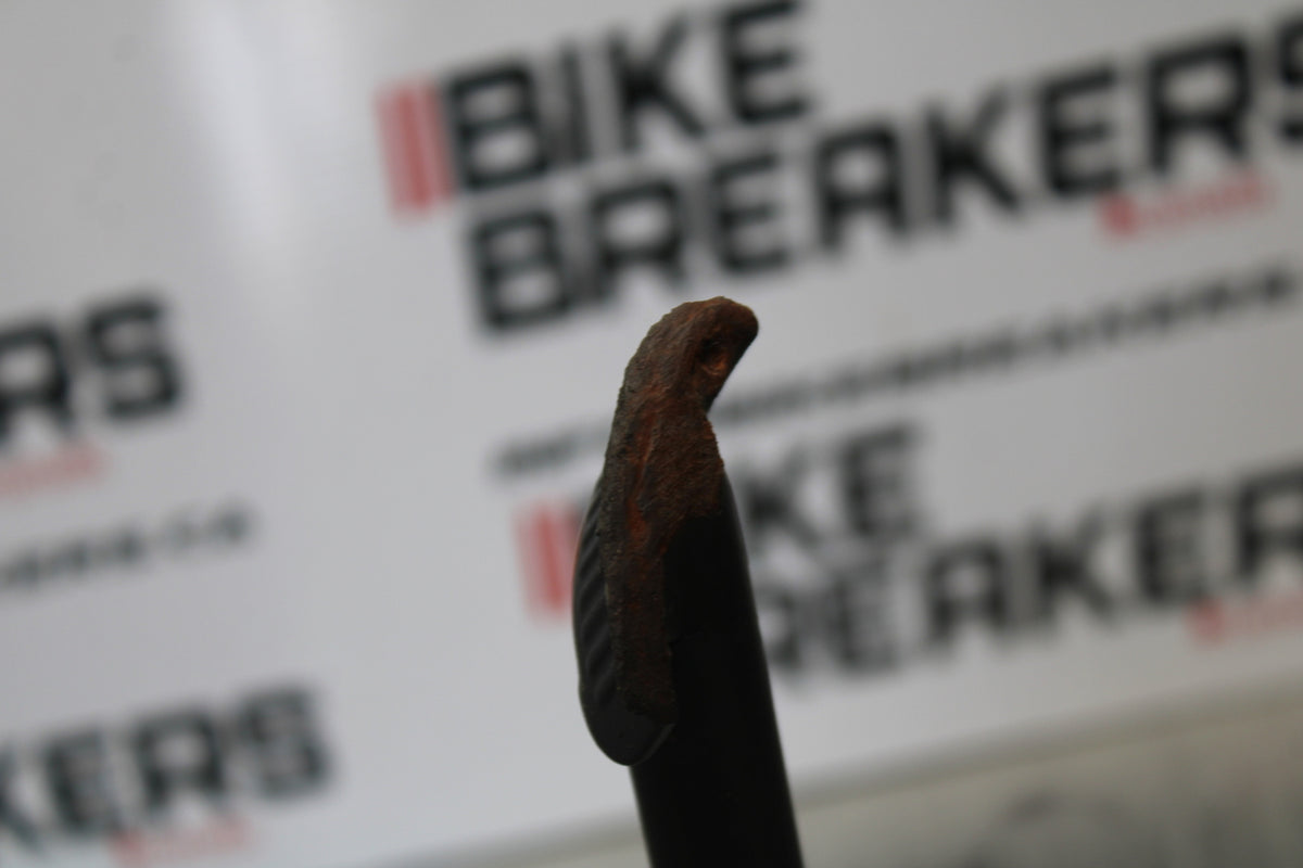 04-09 SUZUKI GS500F CENTER MAIN STAND BB165