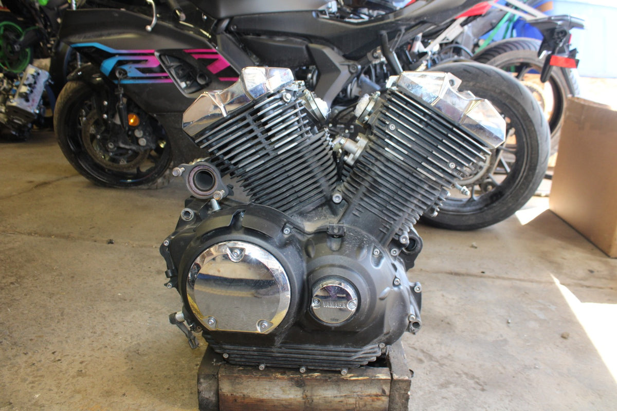 09 YAMAHA V STAR 950 ENGINE MOTOR BB172