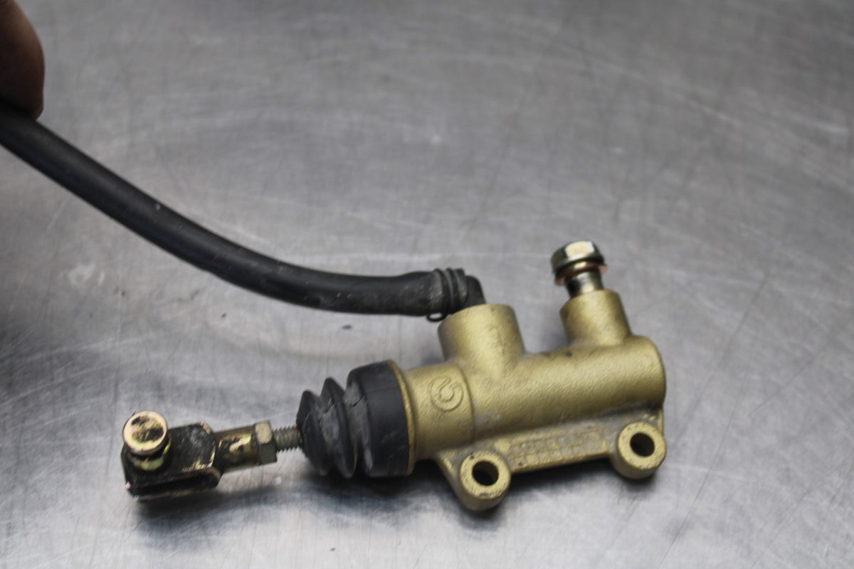 05 DUCATI SUPERSPORT 800 REAR BACK BRAKE MASTER CYLINDER W RESERVOIR BB913