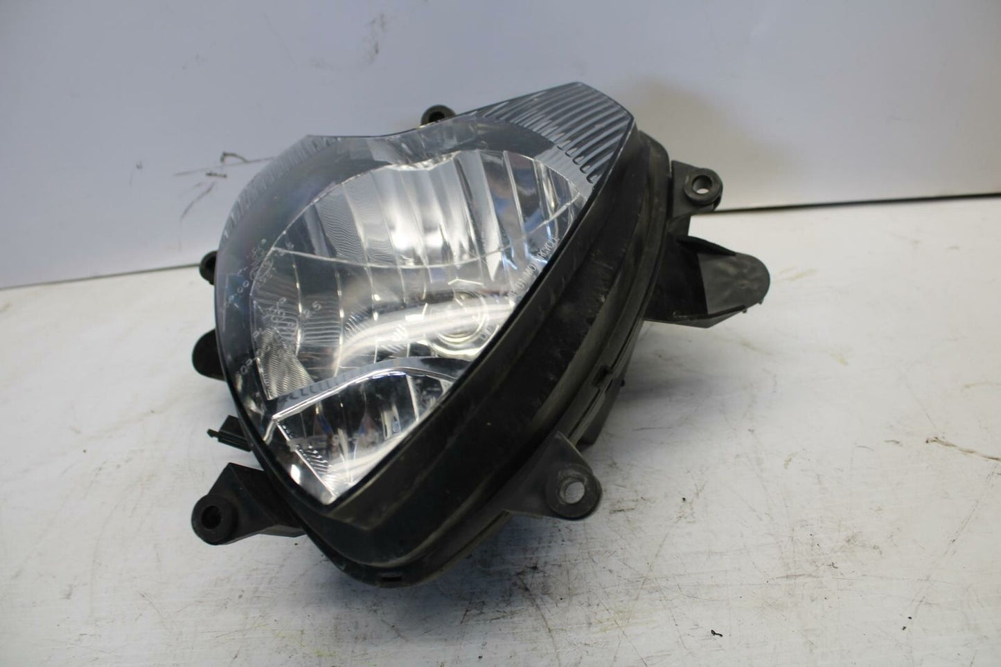 04-09 SUZUKI GS500F FRONT HEADLIGHT HEAD LIGHT LAMP 35100-01DB0-999 BB261