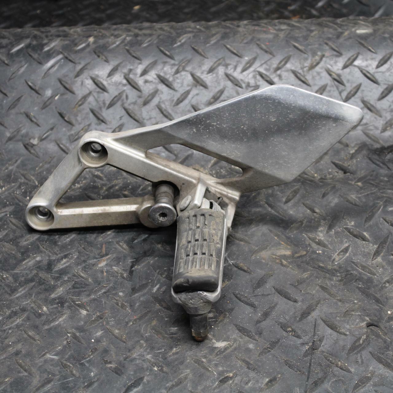 98 HONDA CBR600F3 LEFT REARSET REAR SET DRIVER FOOT PEG REST STOP BB201