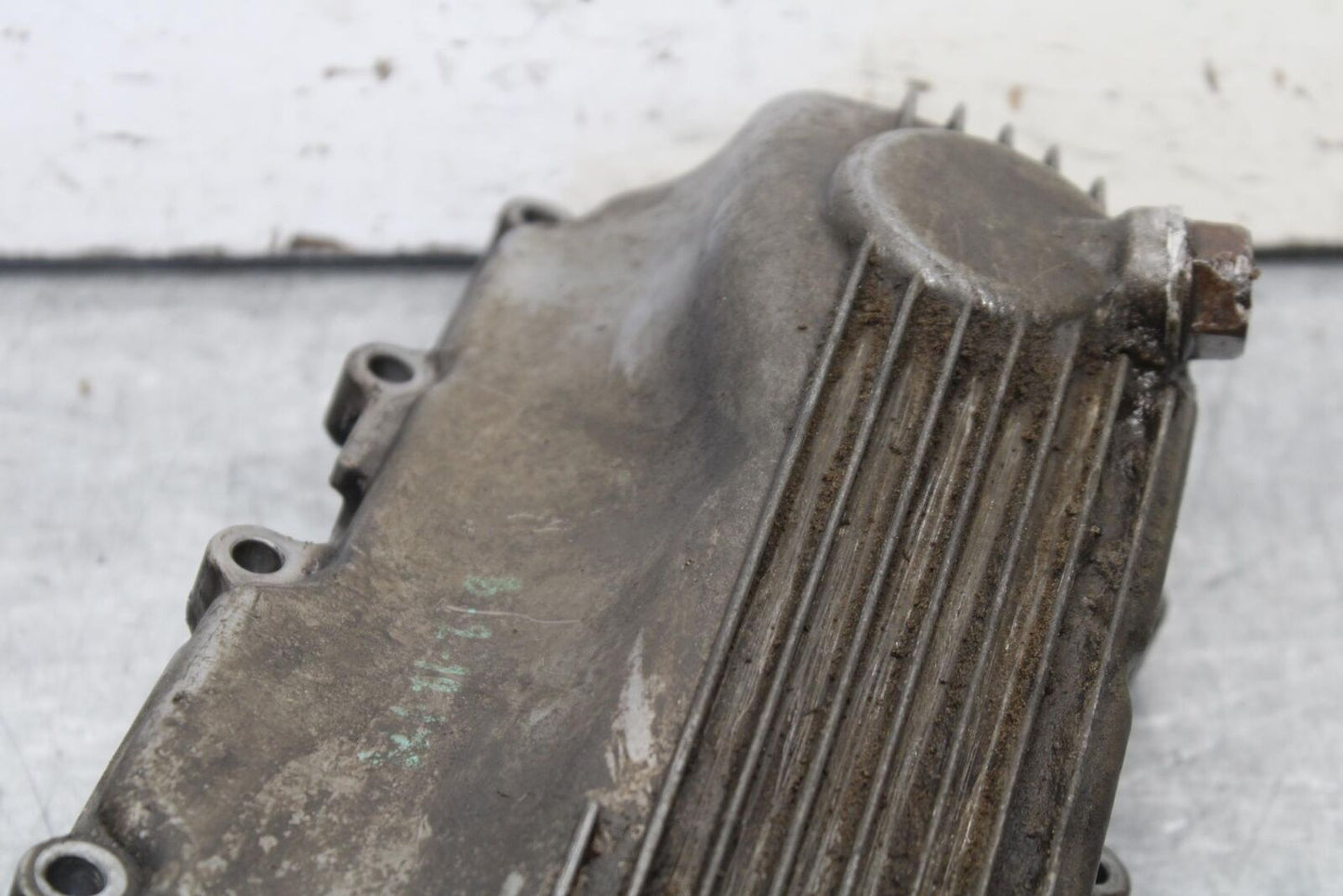 15-16 KAWASAKI EX300 ENGINE MOTOR BOTTOM OIL PAN COVER BB635