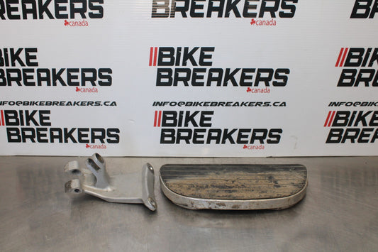 05-06 VICTORY KINGPIN DELUXE LEFT FRONT FOOT REST PEG STEP BB195