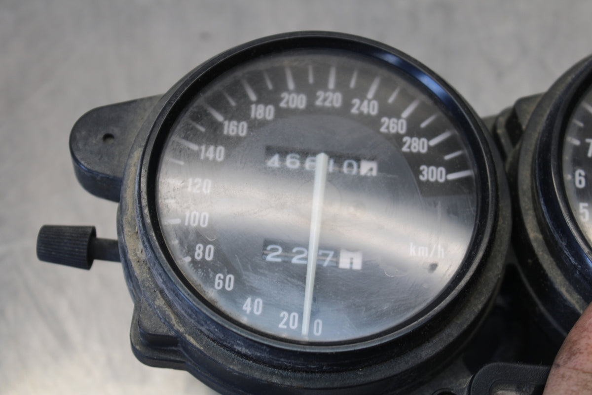 96-07 YAMAHA YZF600R SPEEDO TACH GAUGES CLUSTER SPEEDOMETER TACHOMETER BB158
