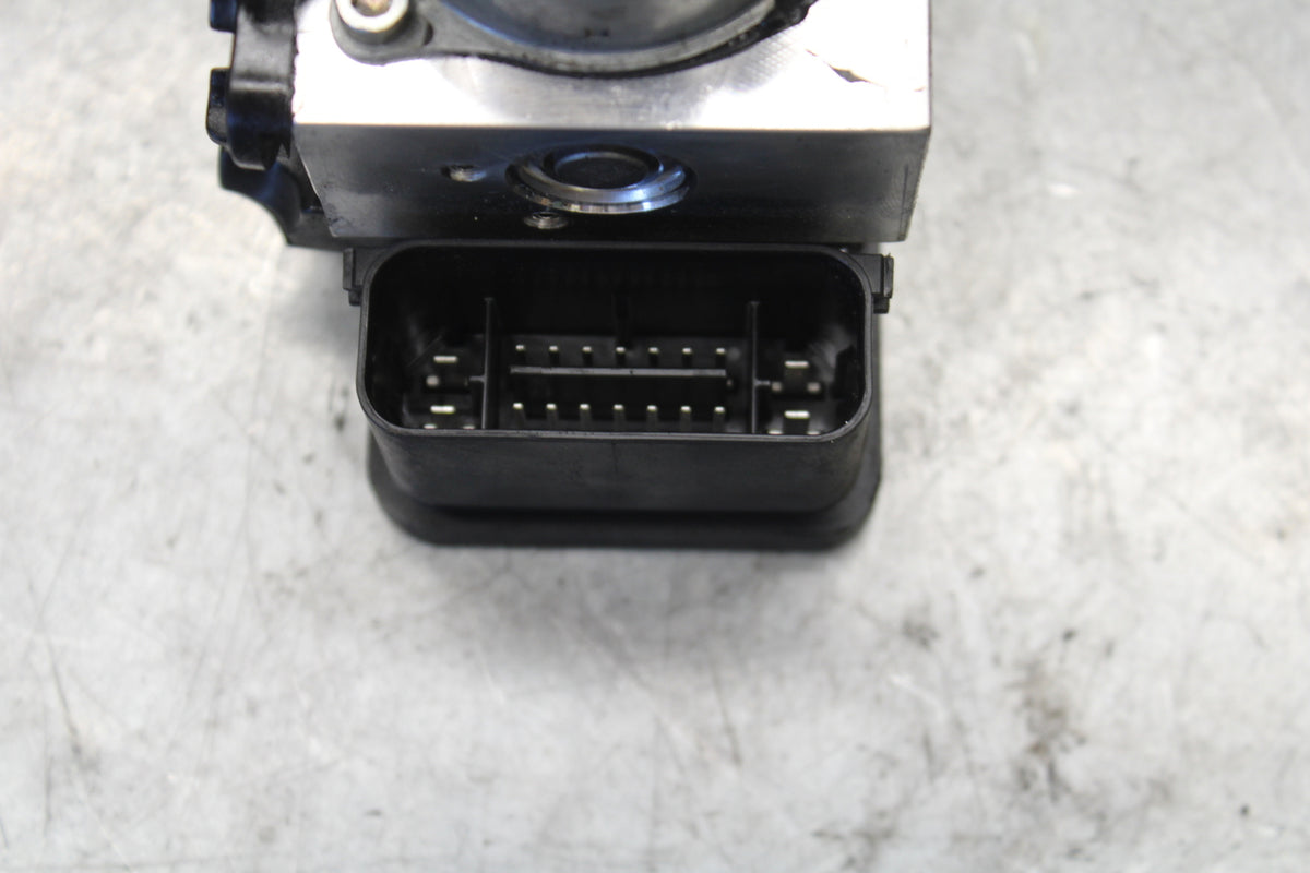 19-21 TRIUMPH SPEED TWIN 1200 ABS PUMP UNIT MODULE T2021971 BB653