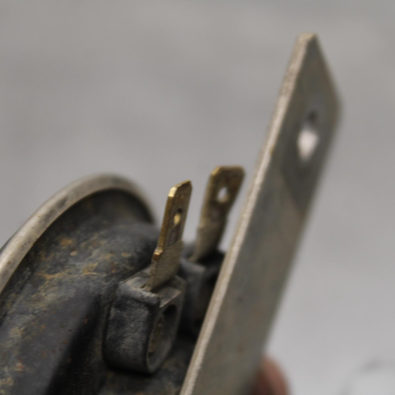 21 KAWASAKI NINJA ZX6R HORN SIGNAL 27003-0140 BB647