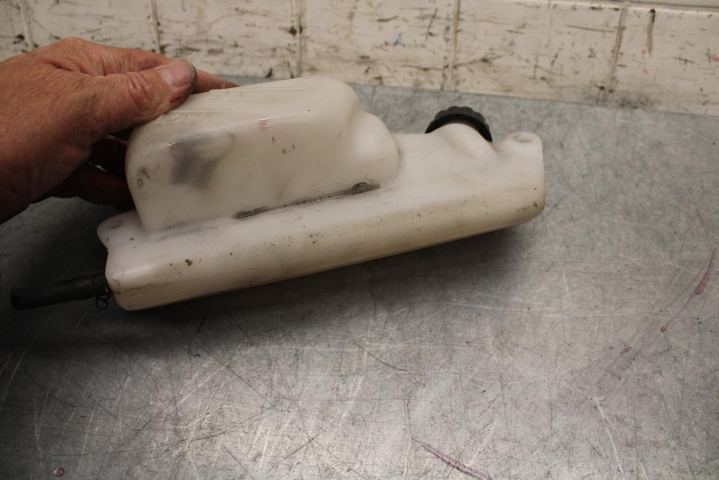 2001 Kawasaki Ninja ZX6 ZX600E COOLANT WATER TANK RESERVOIR BOTTLE BB547