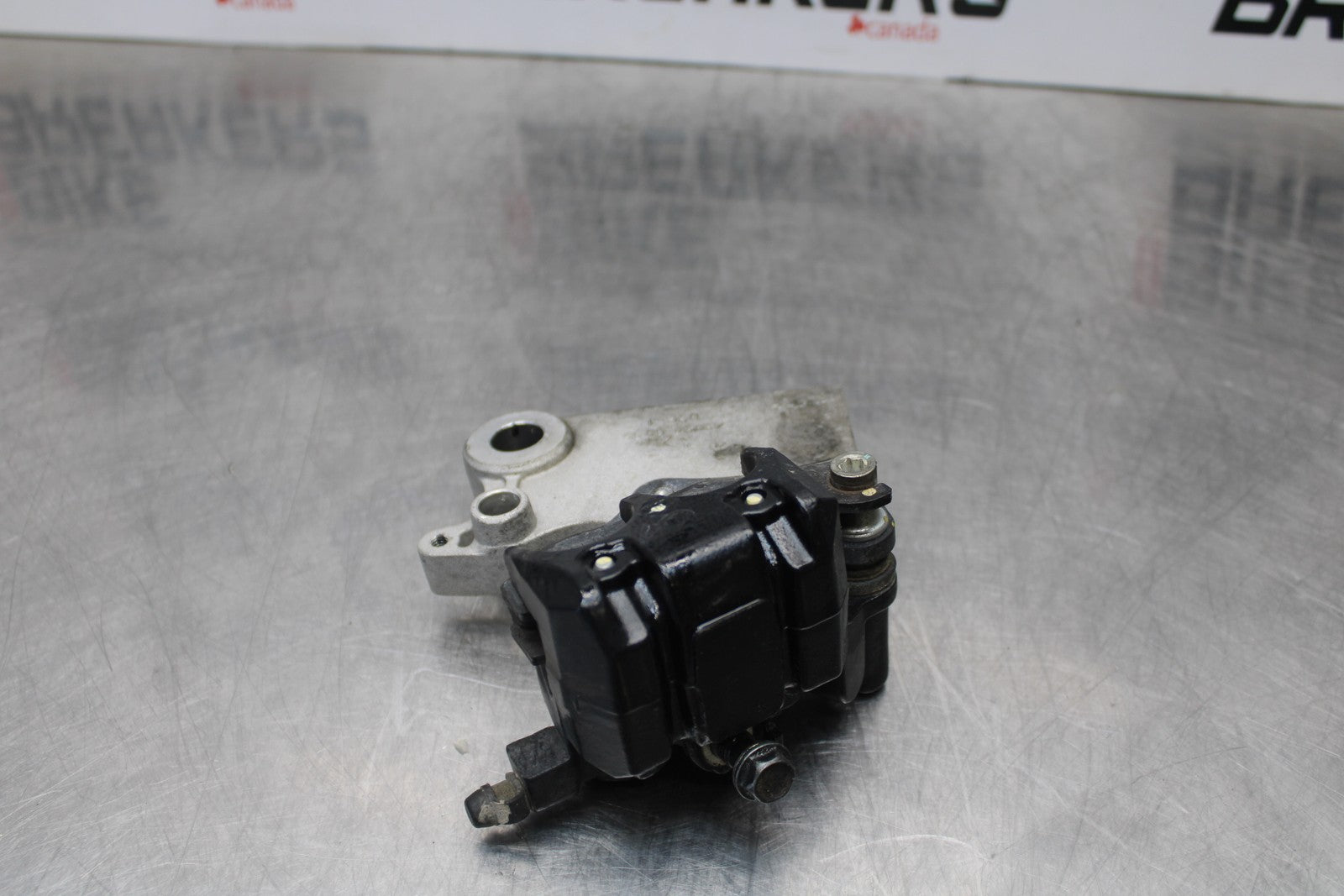 13-17 KAWASAKI NINJA 300 EX300 ABS REAR BACK BRAKE CALIPER W MOUNT BRACKET BB187