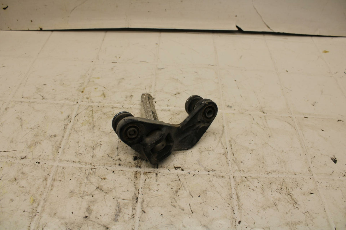93 SUZUKI KATANA 600 GSX600F RIGHT REARSET REAR SET DRIVER FOOT PEG BB400