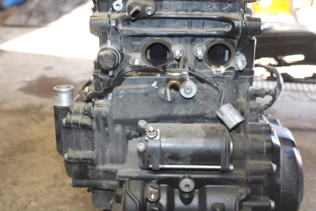 20-23 BMW F900R ENGINE MOTOR BB923