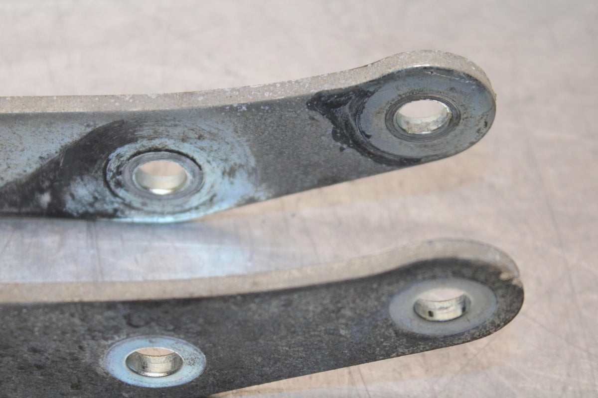2004 Honda CBR600F4i REAR DOGBONE SHOCK LINKAGE LINK BB606
