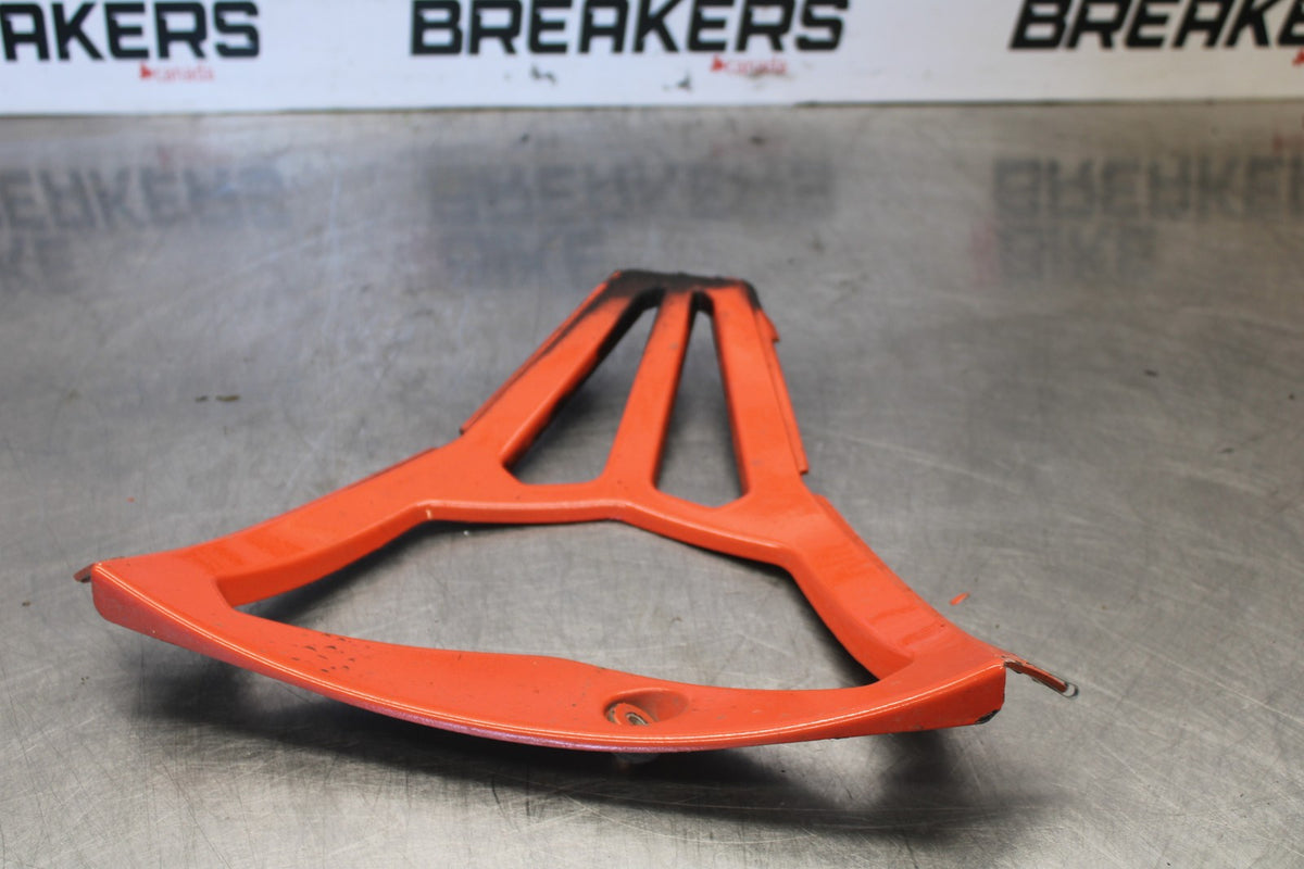 03-04 YAMAHA YZF R6 FRONT LOWER INNER EXHAUST V FAIRING COWL GUARD BB890