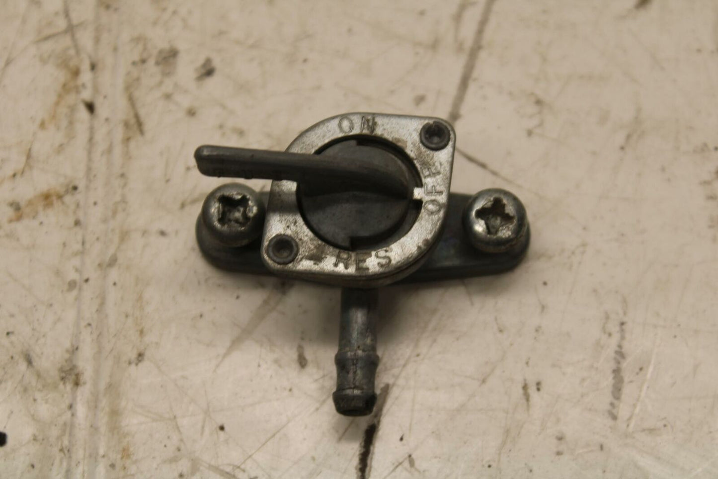 78-79 HONDA GOLDWING 1000 GAS TANK FUEL PETCOCK BB406