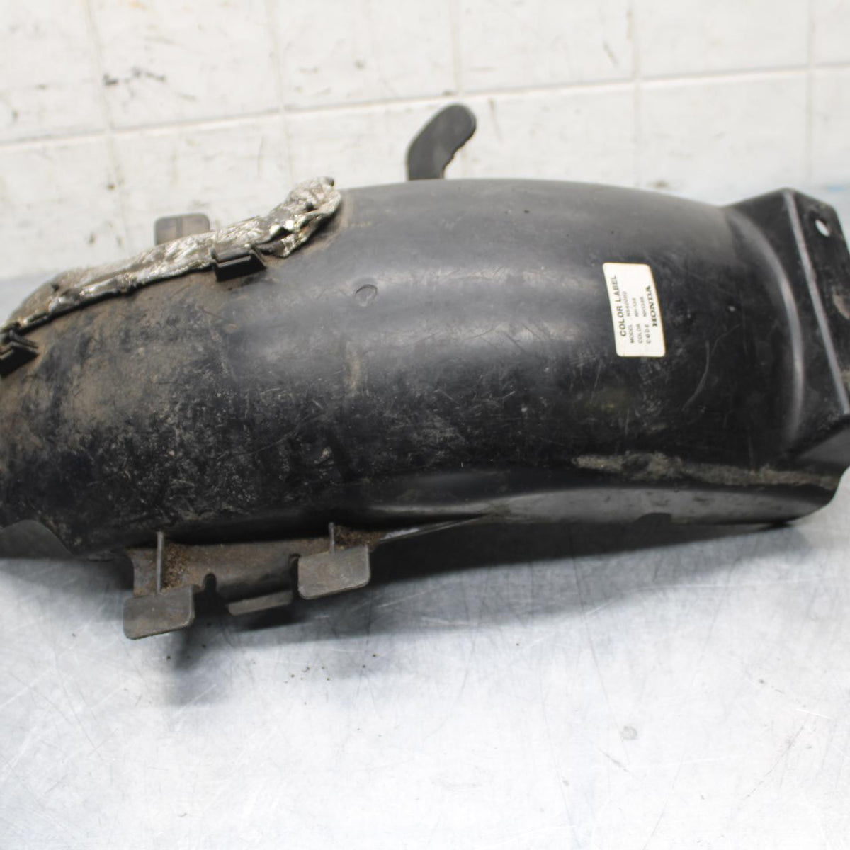 85-88 HONDA NS400R NC19 NSR400 NS400RG INNER REAR BACK FENDER MUD GUARD BB32