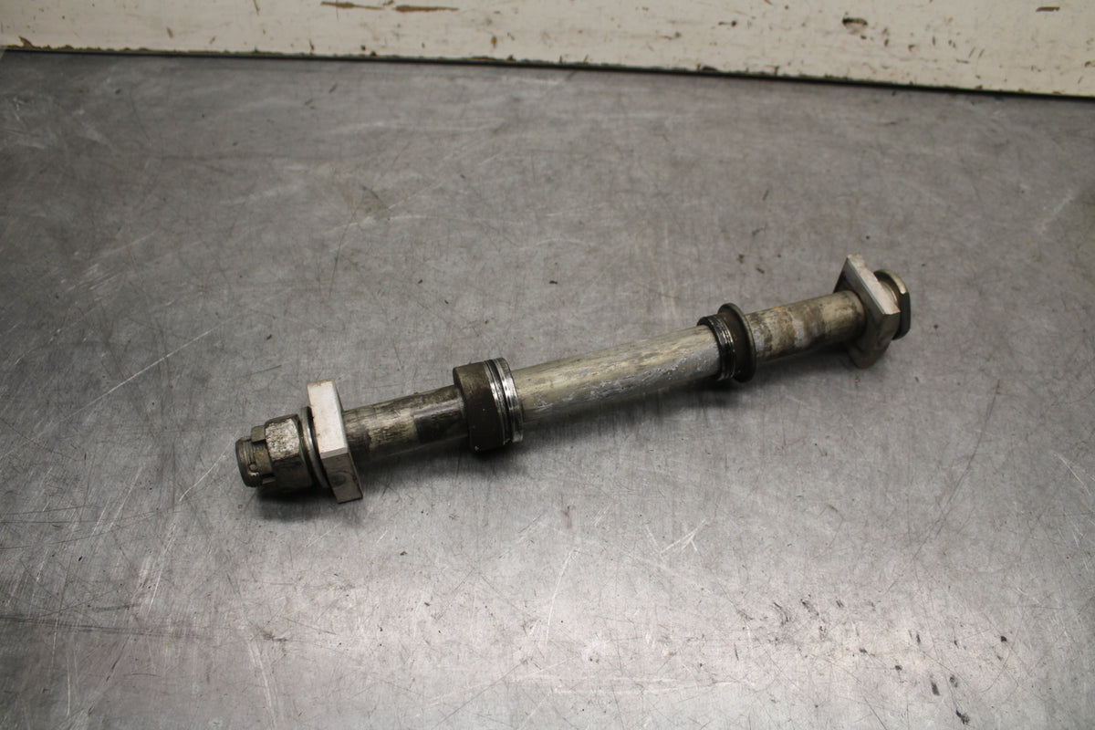 13-18 KAWASAKI NINJA ZX6R REAR AXLE BACK RIM PIVOT BOLT AXEL 41068-0613 BB666