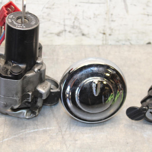07-08 YAMAHA V STAR 1100 IGNITION LOCK KEY SET W/ GAS CAP AND SEAT LOCK BB71