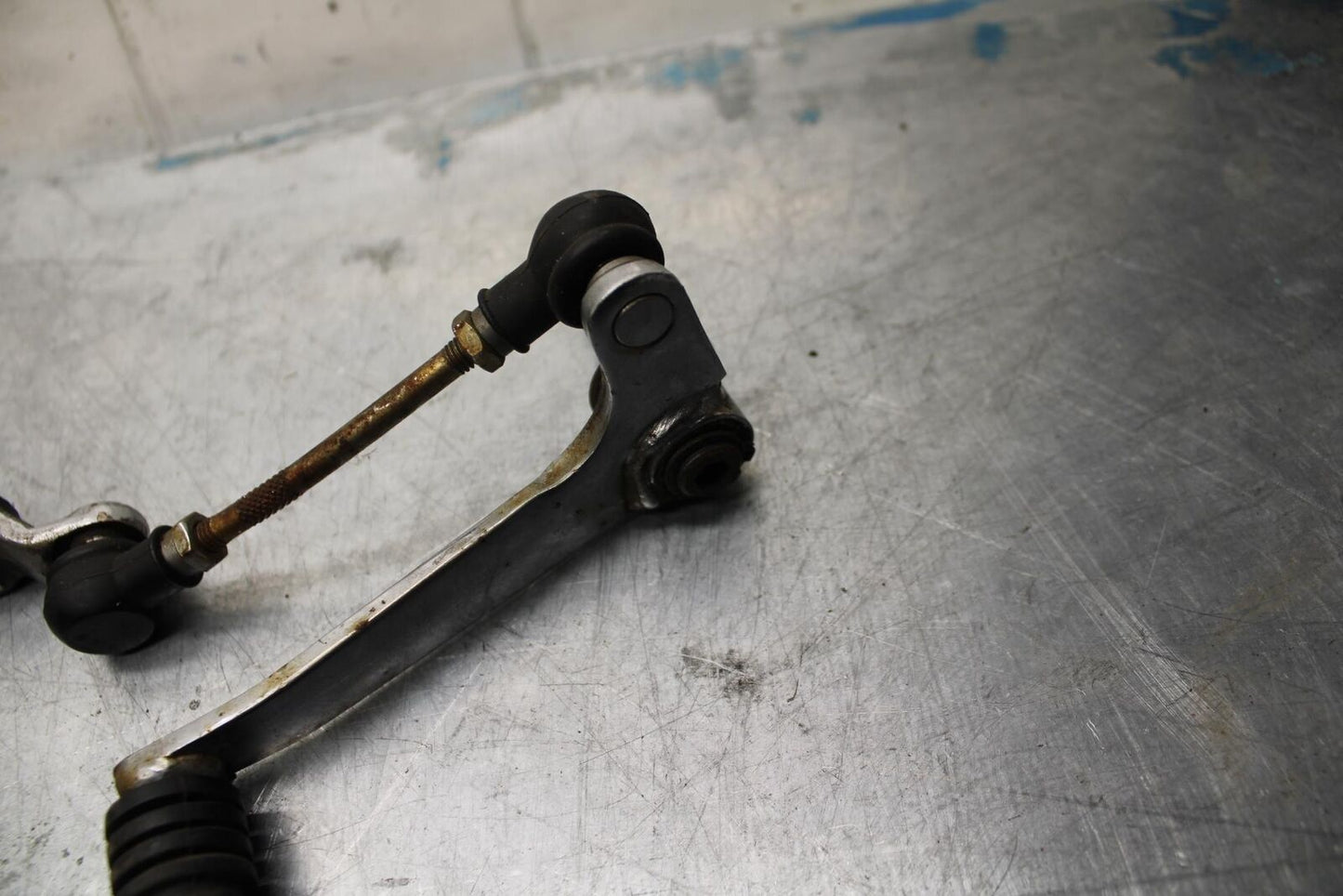 84-85 YAMAHA FJ1100 SHIFTER LINKAGE SHIFT LINK PEDAL 1TX-18101-02-00 BB29