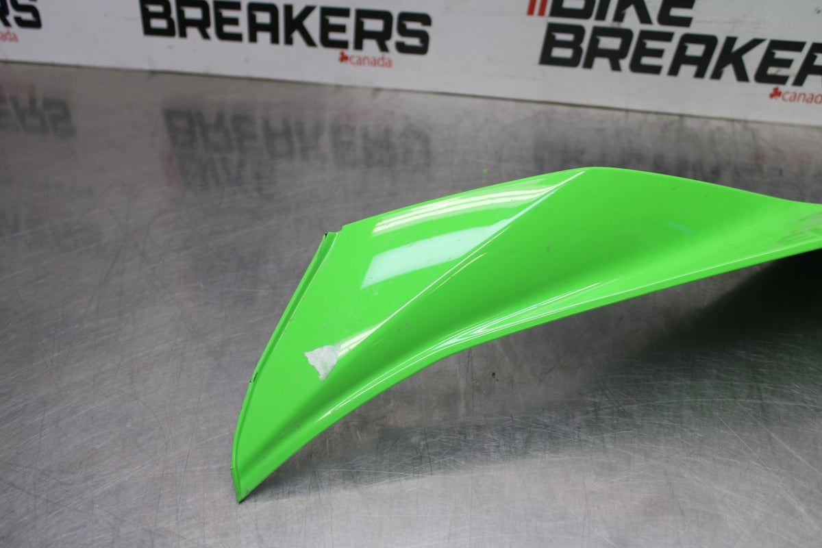 24-25 KAWASAKI NINJA ZX4R LEFT MID UPPER SIDE FAIRING COWL PLASTIC BB827