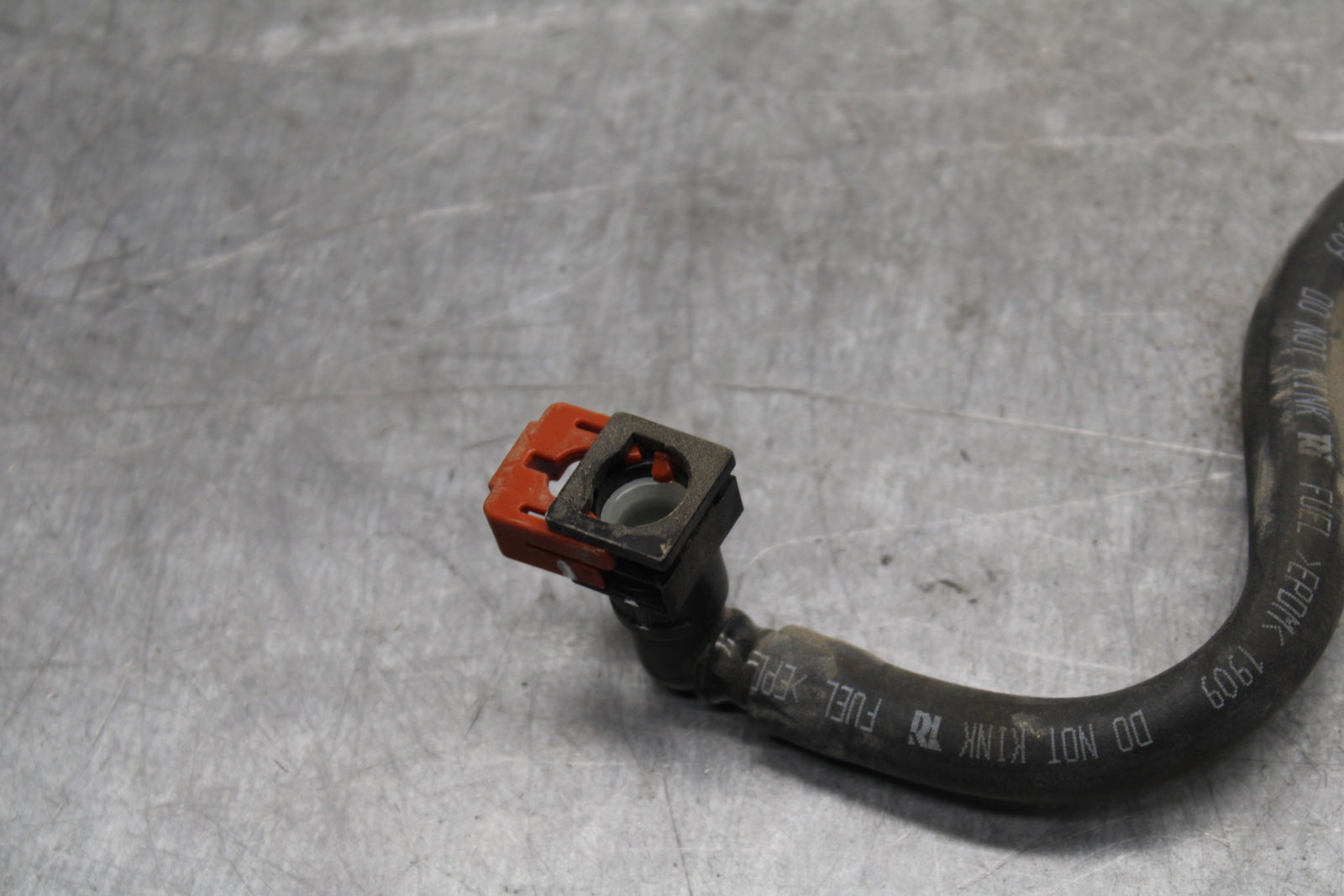 18-24 KAWASAKI NINJA 650 FUEL HOSE GAS LINE TUBE PIPE BB725