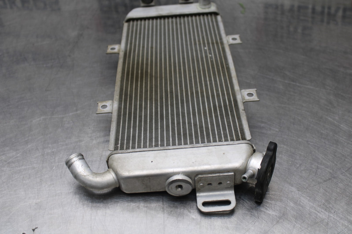 06 KAWASAKI NINJA 650 EX650 ENGINE RADIATOR MOTOR COOLER COOLING RADIATER BB823