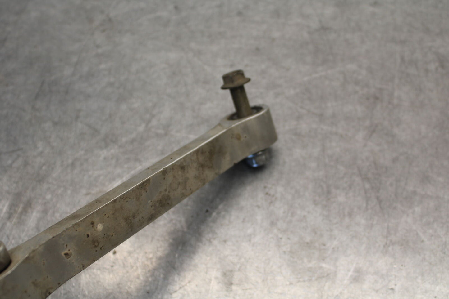 07-08 YAMAHA YZF R1 REAR DOGBONE SHOCK LINKAGE LINK BB675