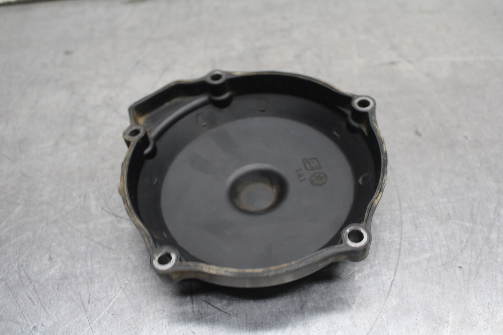 82-83 YAMAHA IT175 ENGINE MOTOR STATOR GENERATOR MAGNETO COVER BB108