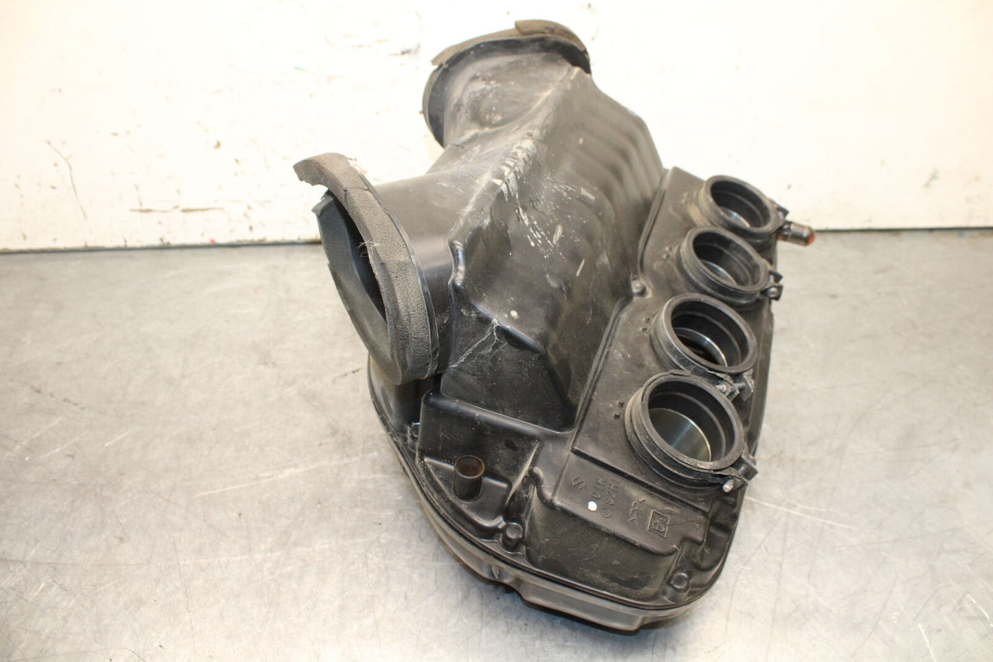 08-10 SUZUKI GSXR 600 AIRBOX AIR INTAKE FILTER BOX  BB721