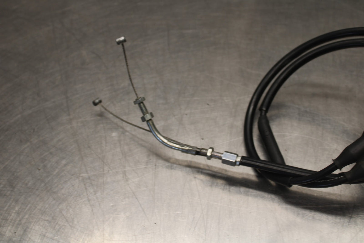 03 YAMAHA YZF R1 THROTTLE CABLES LINES BB895