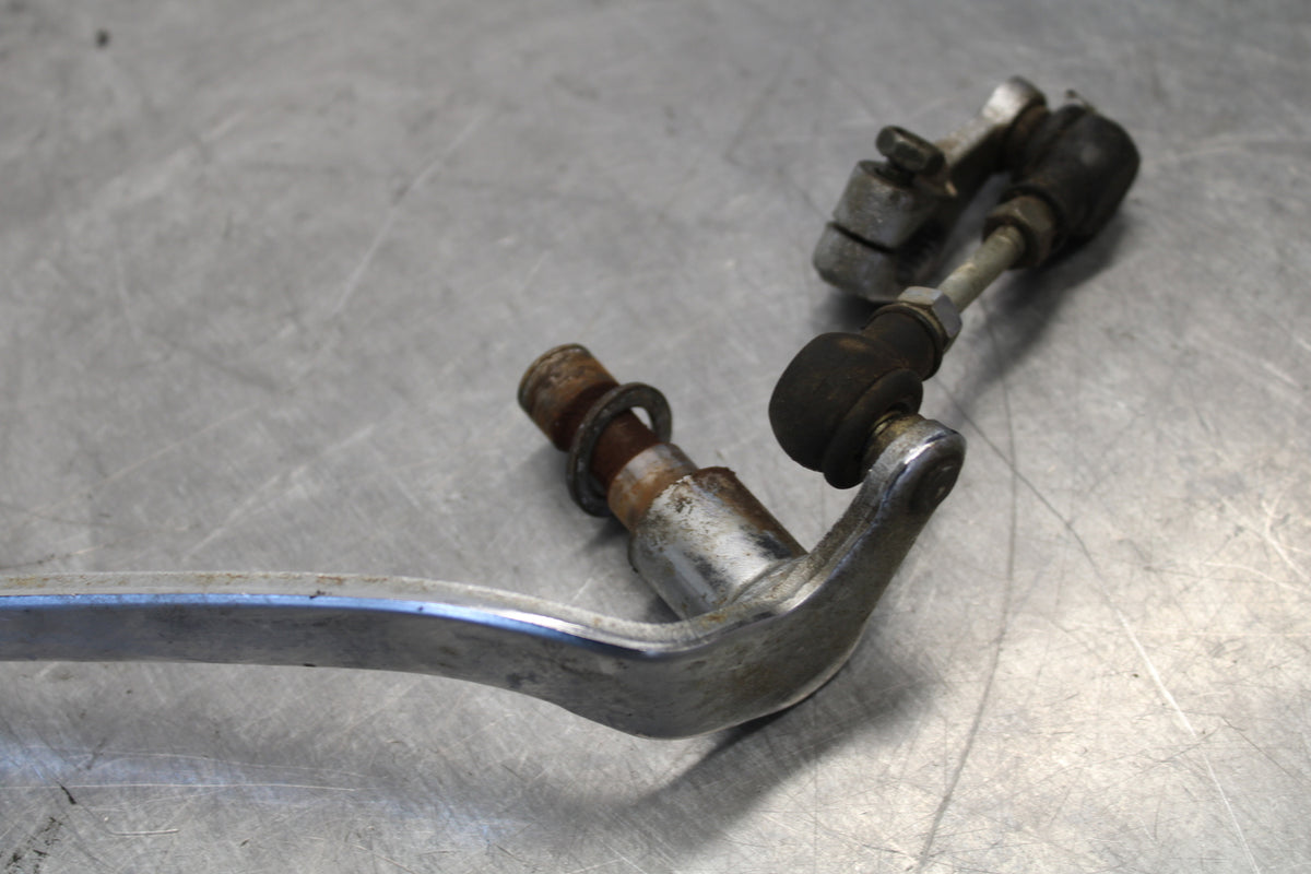 04 SUZUKI INTRUDER 800 SHIFTER LINKAGE SHIFT LINK PEDAL BB758