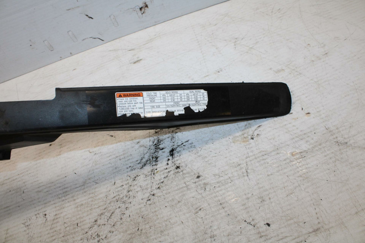 11-17 SUZUKI GSXR750 REAR BACK DRIVE CHAIN GUARD COVER SHIELD 61311-14J00 BB306