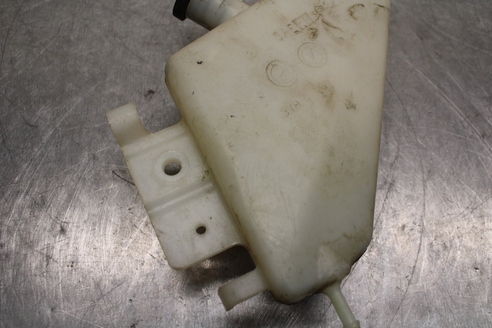 08-10 SUZUKI GSXR 600 COOLANT WATER TANK RESERVOIR BOTTLE BB132
