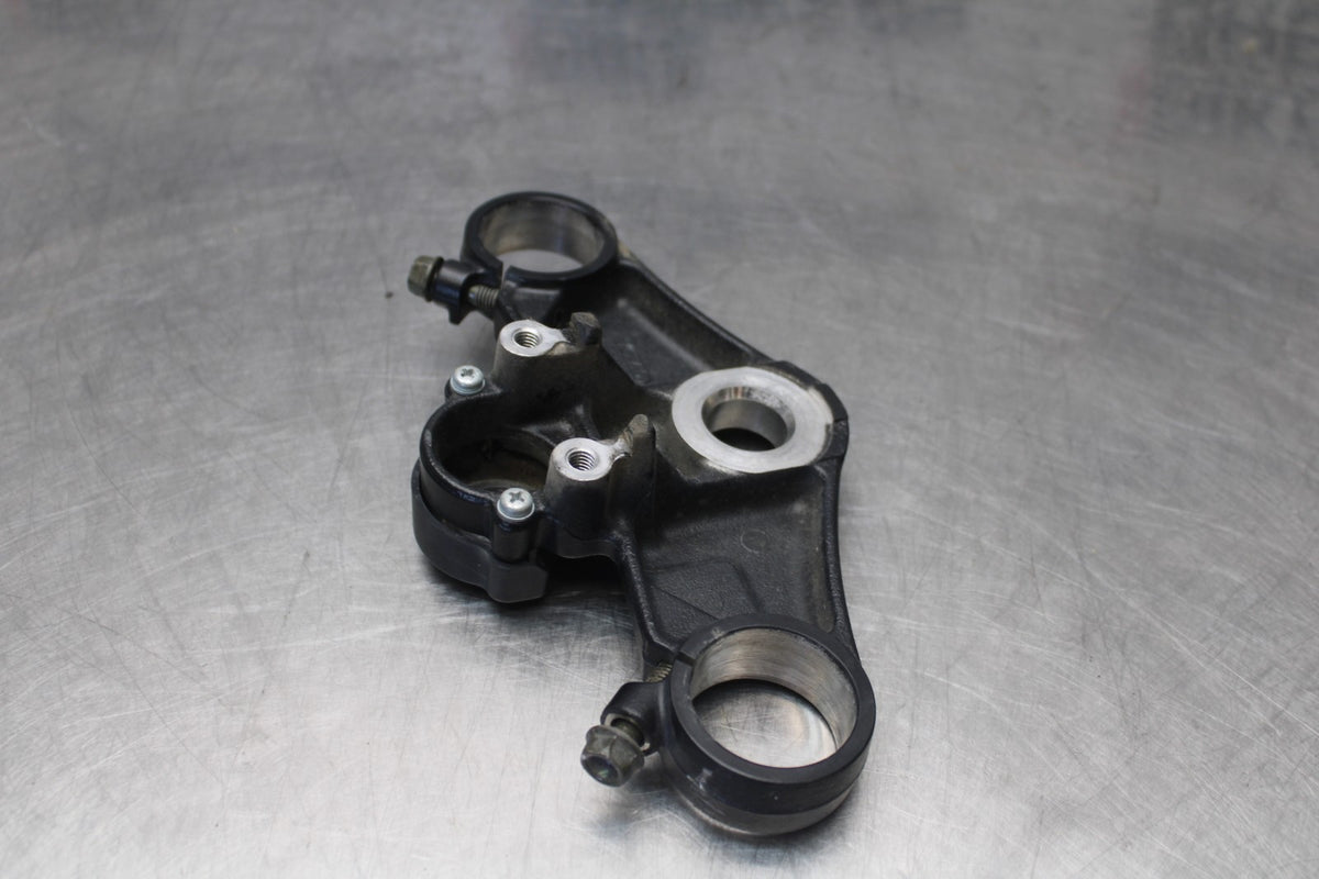 98-05 HONDA SUPER HAWK 1000 VTR1000F FORKS UPPER TRIPLE TREE CLAMP BB924
