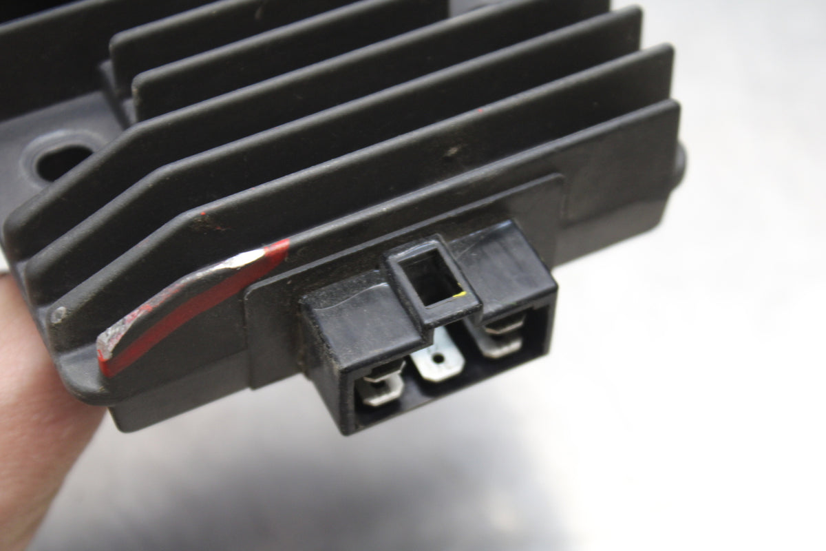 09-15 YAMAHA FZ6R RECTIFIER VOLTAGE REGULATOR BB161