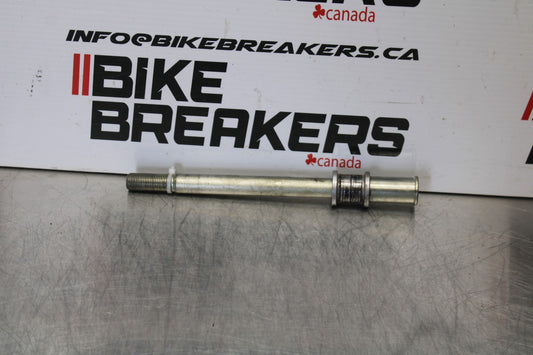 24-25 KAWASAKI NINJA ZX4R REAR AXLE BACK WHEEL RIM PIVOT BOLT AXEL