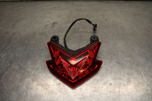 13-17 KAWASAKI NINJA ZX6R ZX636E REAR TAIL TAILLIGHT BACK BRAKE LIGHT BB735