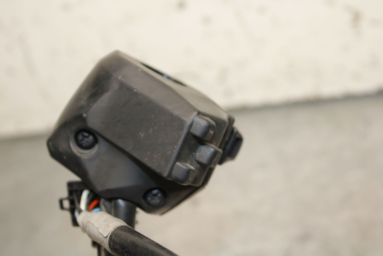 15-16 HONDA CB300F LEFT CLIP ON HANDLE HORN SIGNALS SWITCH SWITCHES BB740