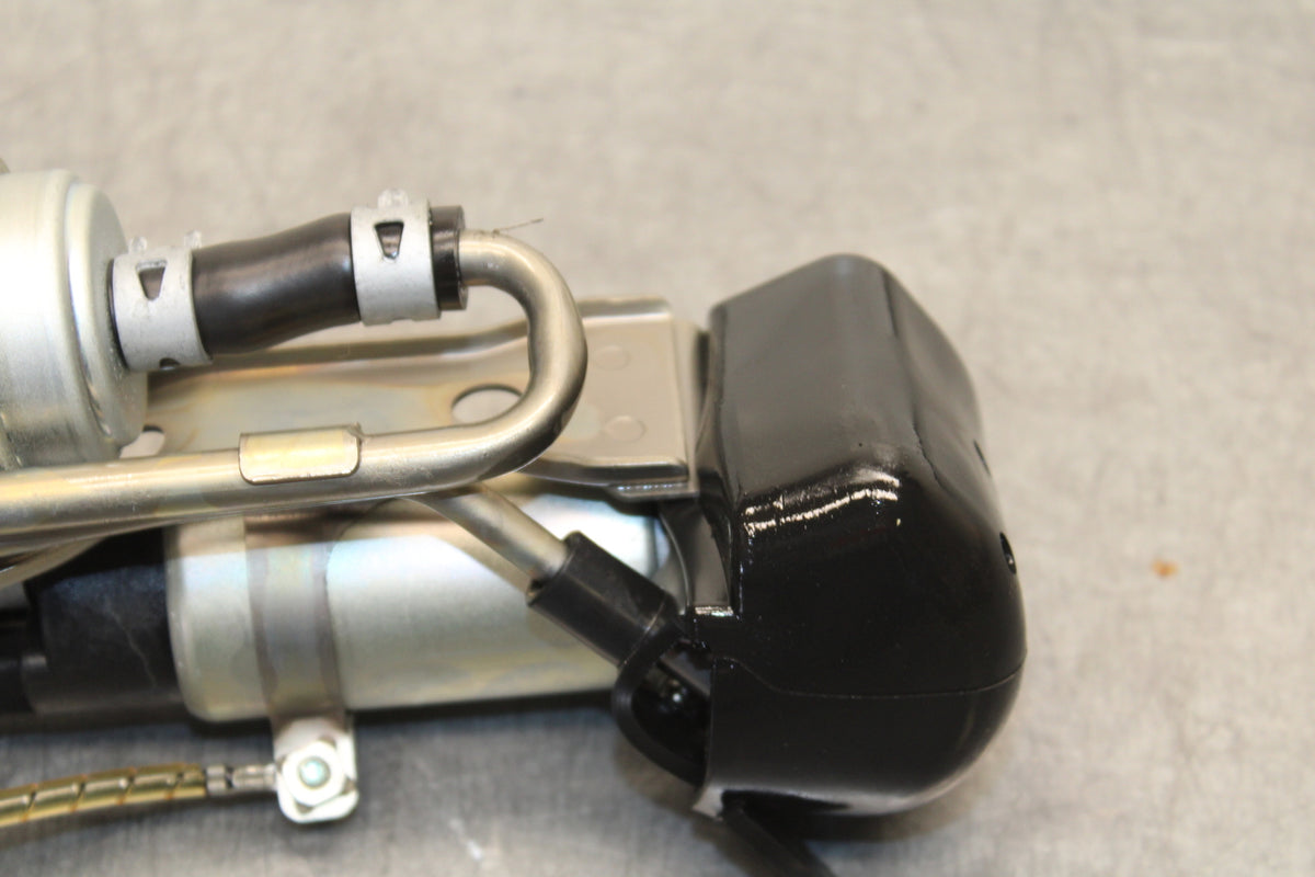 04-12 HONDA ST1300A FUEL GAS PUMP (ITEM B) BB669
