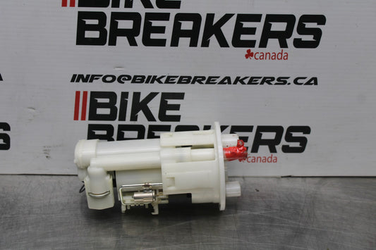 08-16 YAMAHA YZF R6 FUEL PUMP GAS PETROL SENDER UNIT BB856