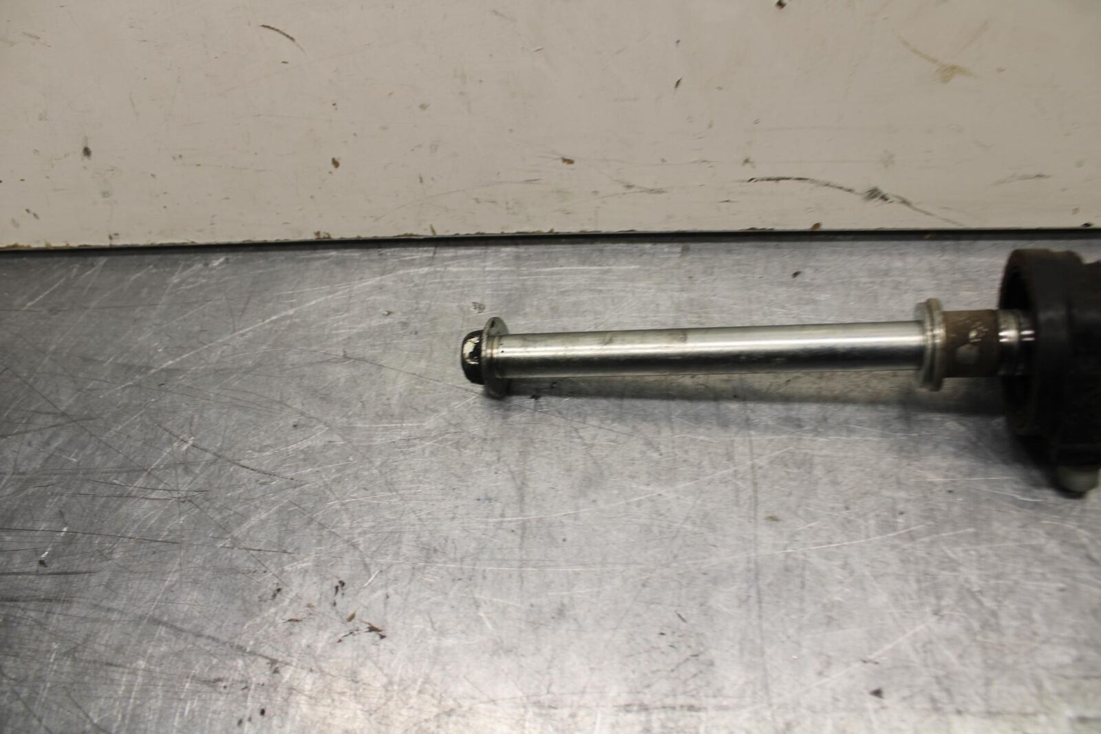 08-12 KAWASAKI NINJA 250R EX250J FRONT WHEEL RIM AXLE PIVOT BOLT BB612