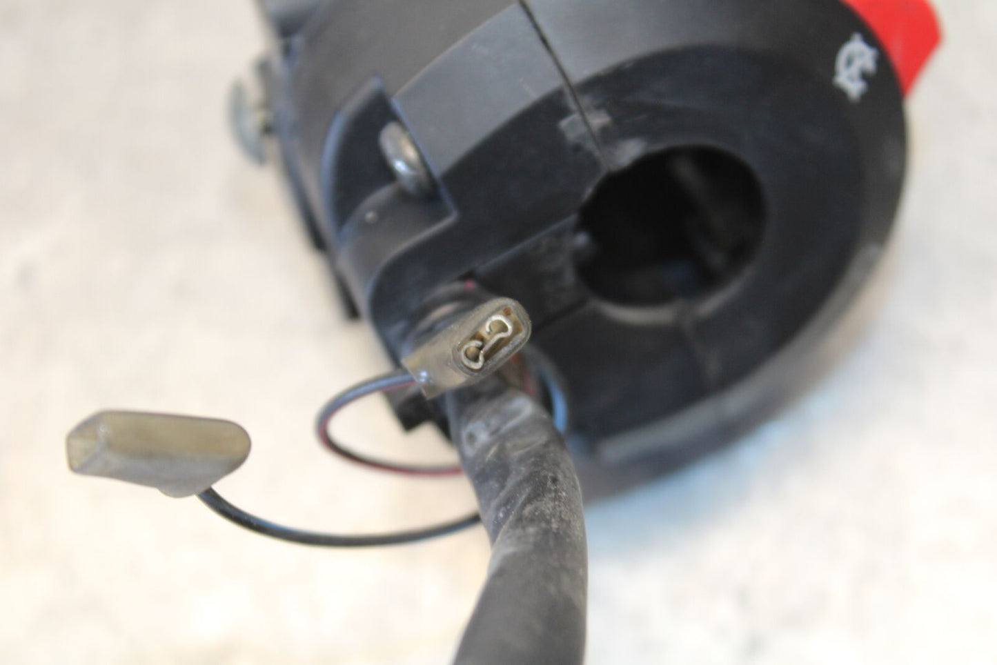 05-06 SUZUKI GSXR1000 RIGHT CLIP ON HANDLE KILL OFF START SWITCH SWITCHES BB663