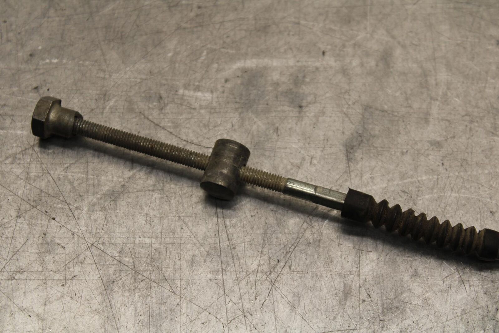 75 SUZUKI GT 550 CLUTCH THROTTLE BRAKECABLE LINE BB67